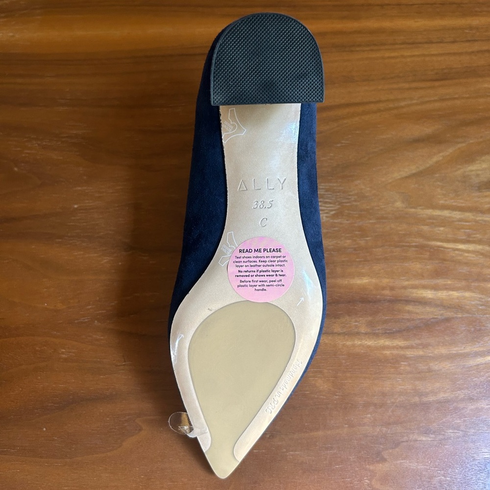 NWOT Ally Shoes Noble Suede Lower Block Heel | women’s size: 38.5 C | navy - Picture 13 of 15